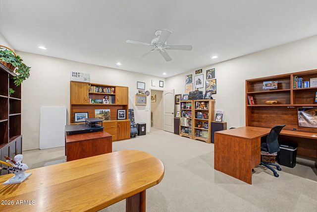 2996 E AGRITOPIA Loop N, Gilbert, AZ 85296
