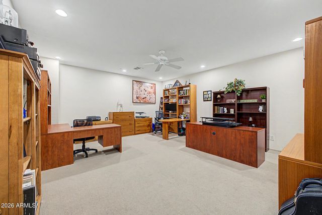 2996 E AGRITOPIA Loop N, Gilbert, AZ 85296