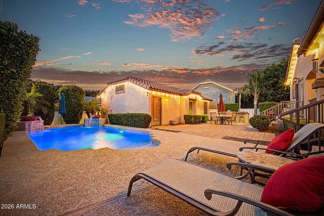 2996 E AGRITOPIA Loop N, Gilbert, AZ 85296