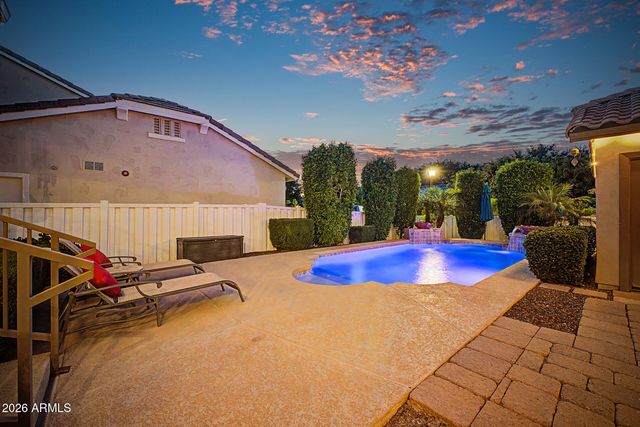 2996 E AGRITOPIA Loop N, Gilbert, AZ 85296