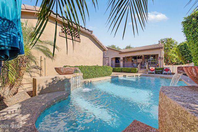 2996 E AGRITOPIA Loop N, Gilbert, AZ 85296