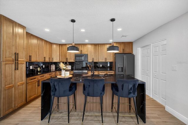 10709 DOWRY AVENUE, Tampa, FL 33615