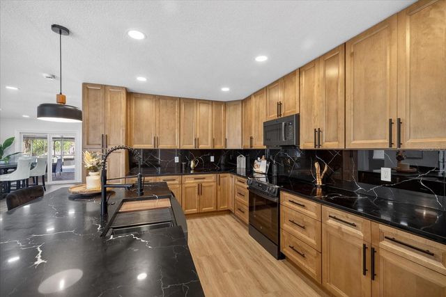 10709 DOWRY AVENUE, Tampa, FL 33615