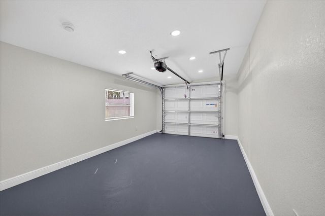 10709 DOWRY AVENUE, Tampa, FL 33615