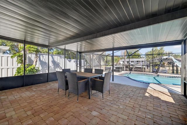 10709 DOWRY AVENUE, Tampa, FL 33615