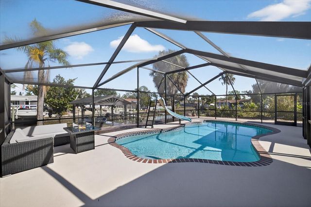 10709 DOWRY AVENUE, Tampa, FL 33615