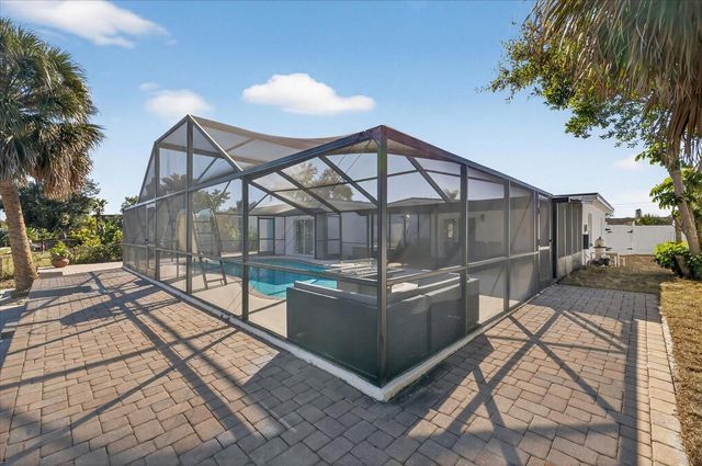 10709 DOWRY AVENUE, Tampa, FL 33615