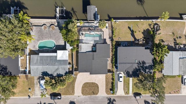 10709 DOWRY AVENUE, Tampa, FL 33615