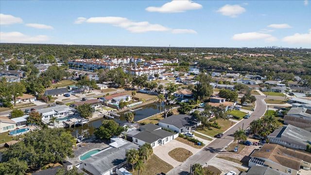 10709 DOWRY AVENUE, Tampa, FL 33615