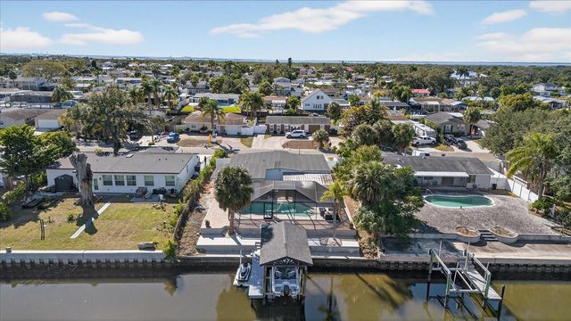 10709 DOWRY AVENUE, Tampa, FL 33615