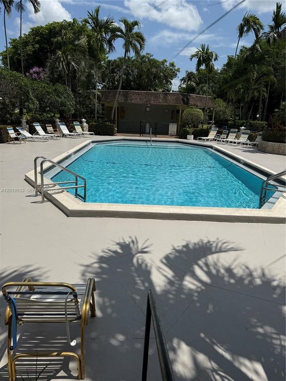 5131 W Oakland Park Boulevard 106, Lauderdale Lakes, FL 33313