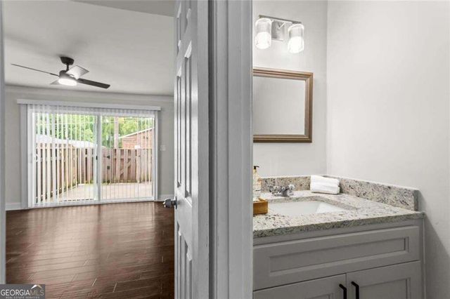 5621 Kingsport Drive NE, Sandy Springs, GA 30342