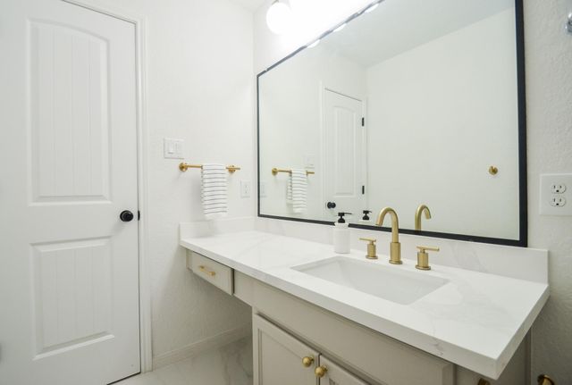 8906 Hostler Drive, Tomball, TX 77375