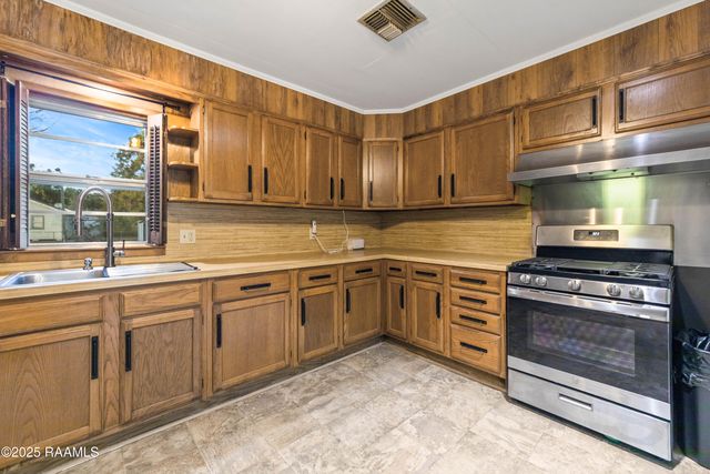 113 Saint Jules Street, Lafayette, LA 70506