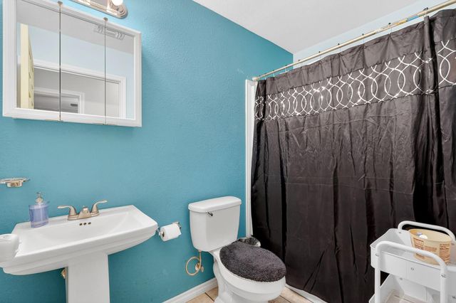 2300 Goode CIR, Killeen, TX 76543