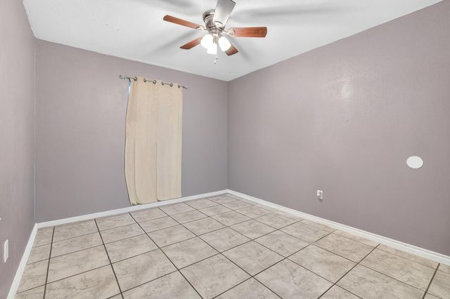 2300 Goode CIR, Killeen, TX 76543