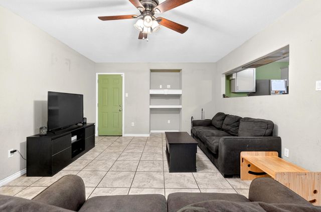 2300 Goode CIR, Killeen, TX 76543