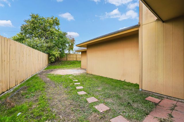 2300 Goode CIR, Killeen, TX 76543