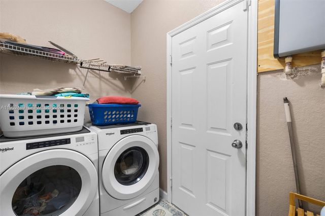 3985 NE 15th St, Homestead, FL 33033