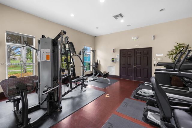 3985 NE 15th St, Homestead, FL 33033