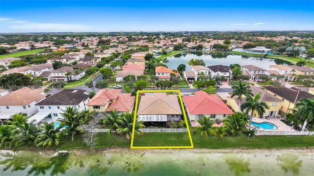 3985 NE 15th St, Homestead, FL 33033