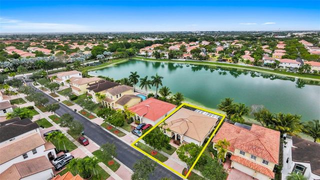 3985 NE 15th St, Homestead, FL 33033