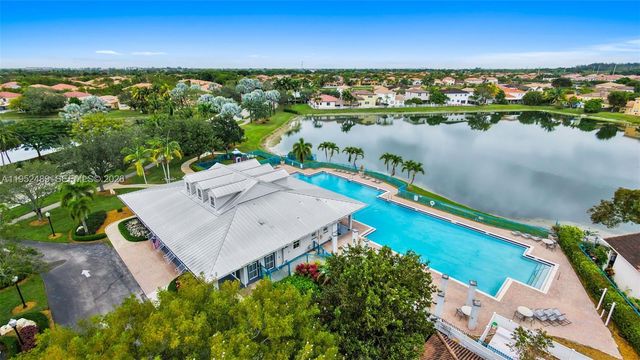 3985 NE 15th St, Homestead, FL 33033