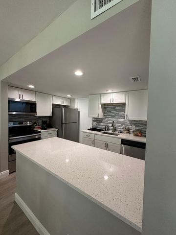 7200 NW 2nd Avenue 1520, Boca Raton, FL 33487