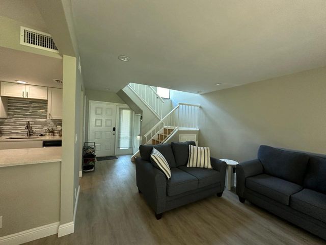 7200 NW 2nd Avenue 1520, Boca Raton, FL 33487