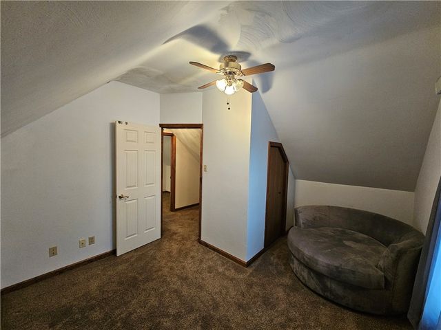 1317 Pitcairn St, Tarentum, PA 15084