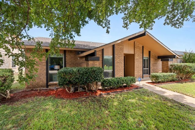 7327 Oakstone Drive, Dallas, TX 75249