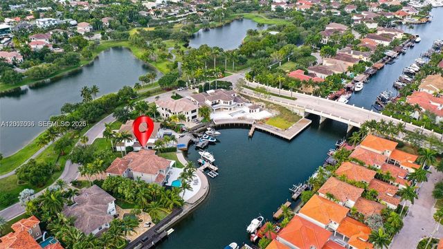 1260 Harbor Ct, Hollywood, FL 33019