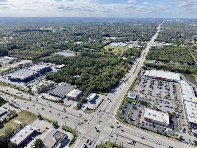 511 W Midway Road, Fort Pierce, FL 34982