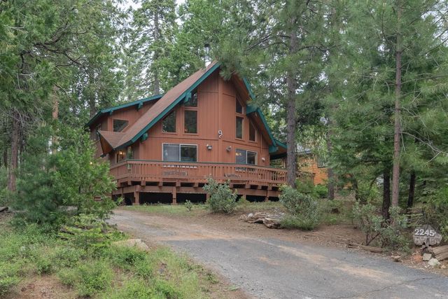 2245 Castlewood Lane, Arnold, CA 95223