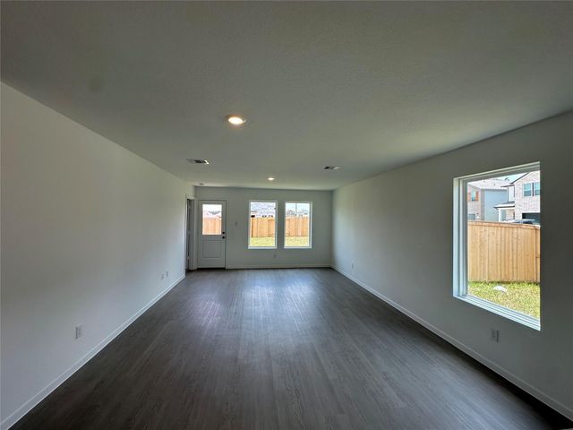 15131 Willowater Drive, Montgomery, TX 77316