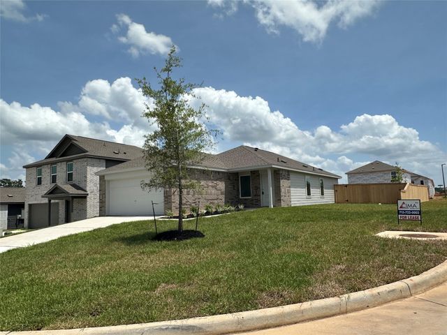 15131 Willowater Drive, Montgomery, TX 77316