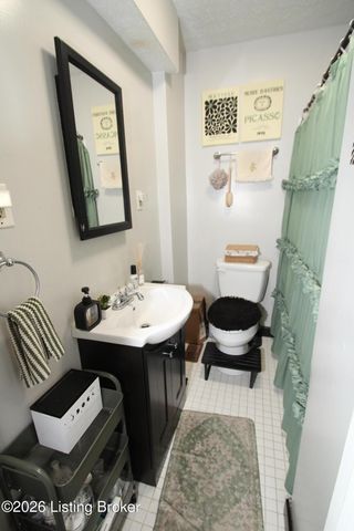 640 Ervay Ave, Louisville, KY 40217