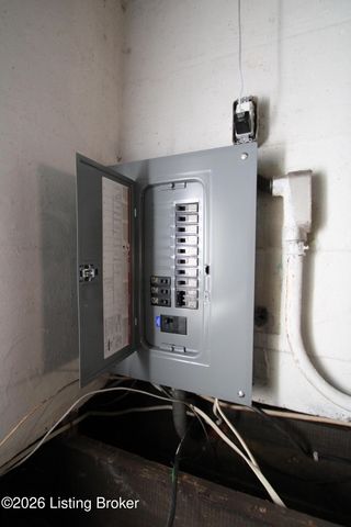 640 Ervay Ave, Louisville, KY 40217