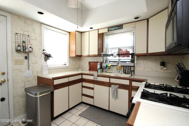 640 Ervay Ave, Louisville, KY 40217