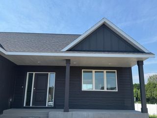 1945 Spruce Meadows Drive SE, Rochester, MN 55904