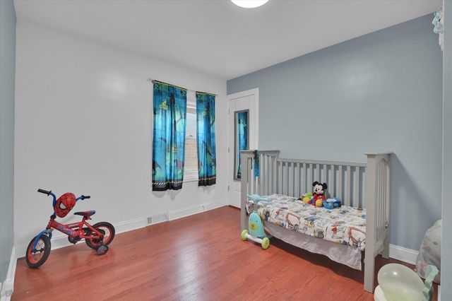 3631 W 69th Street, Chicago, IL 60629