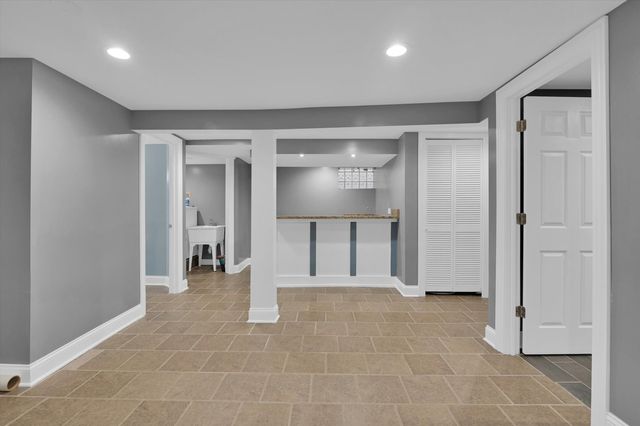 3631 W 69th Street, Chicago, IL 60629