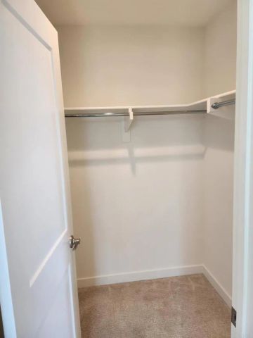 2555 Elderberry Lane, Carlsbad, CA 92008