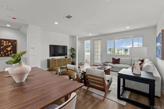 2555 Elderberry Lane, Carlsbad, CA 92008