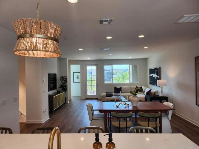 2555 Elderberry Lane, Carlsbad, CA 92008