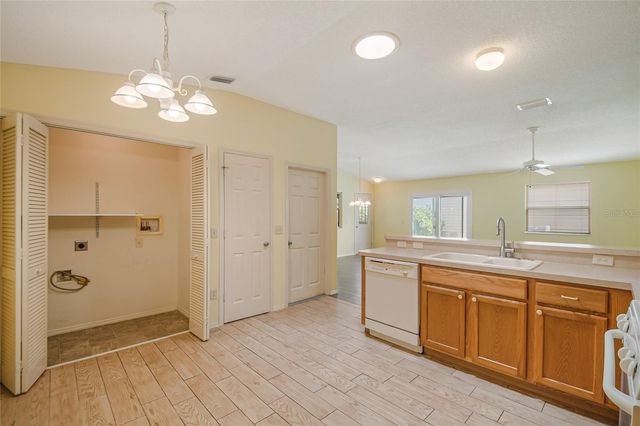 2454 SOUTHERN OAK STREET, The Villages, FL 32162