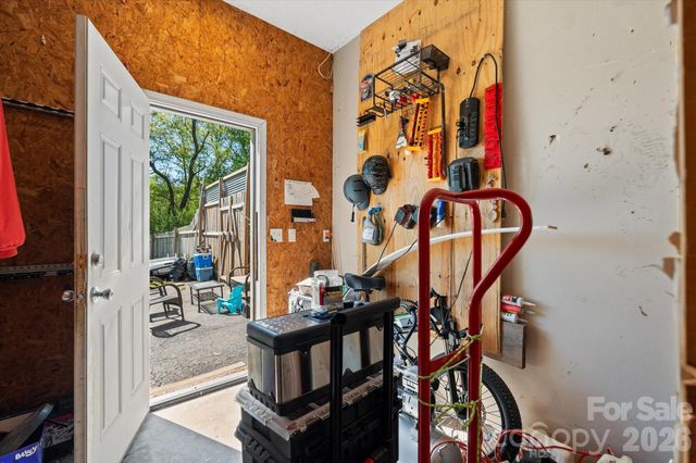 441 Hunters Glen Lane, Hendersonville, NC 28739