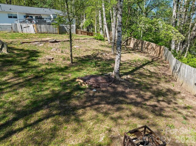 441 Hunters Glen Lane, Hendersonville, NC 28739