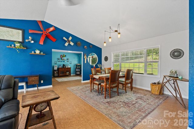441 Hunters Glen Lane, Hendersonville, NC 28739