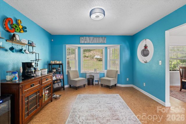 441 Hunters Glen Lane, Hendersonville, NC 28739